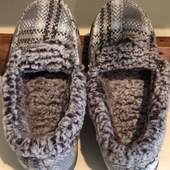 Women's Slippers Muk Luks Large Size 9-10 Gray - Picture 10 of 10